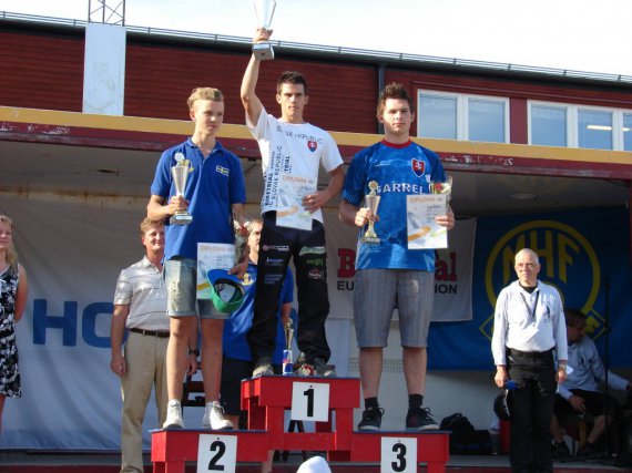 Víťazi kat. Junior: 1.m. Tomáš Kalus, 2.m. Joachim Nymann, 3.m. Ladislav Jánoška