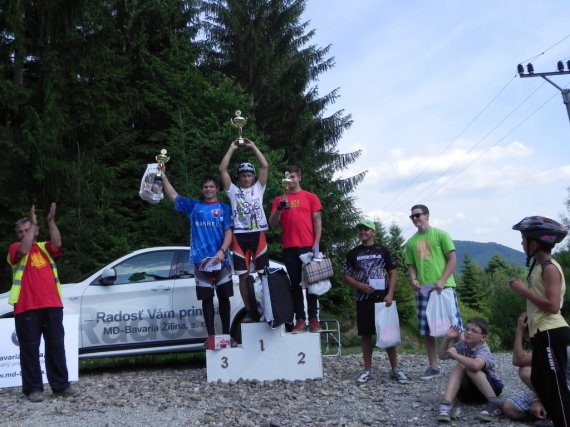 Víťazi kat. Elite: 1.m. Ján Kočiš, 2.m. David Herka, 3.m. Ladislav Jánoška