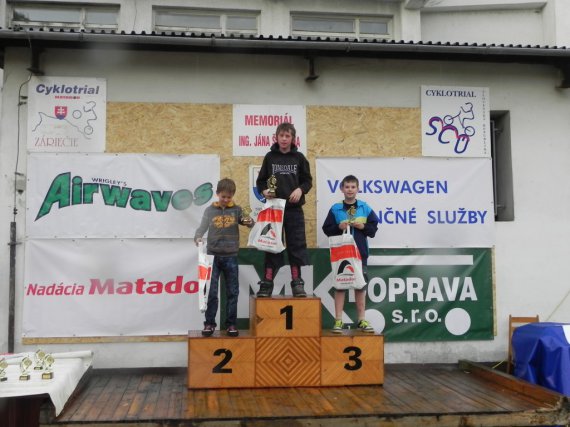 Víťazi kat. VB: 1.m. Frederik Jaroš, 2.m. Tomáš Janík, 3.m. Richard Majdán